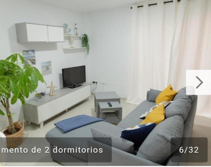 Brisas Del Medano Apartment Екстериор снимка